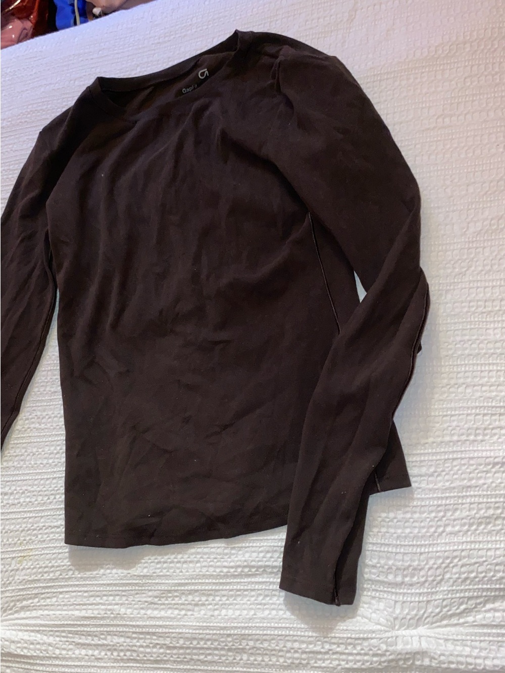 GAP Women's Long-Sleeve Crewneck Top in Dark Brown